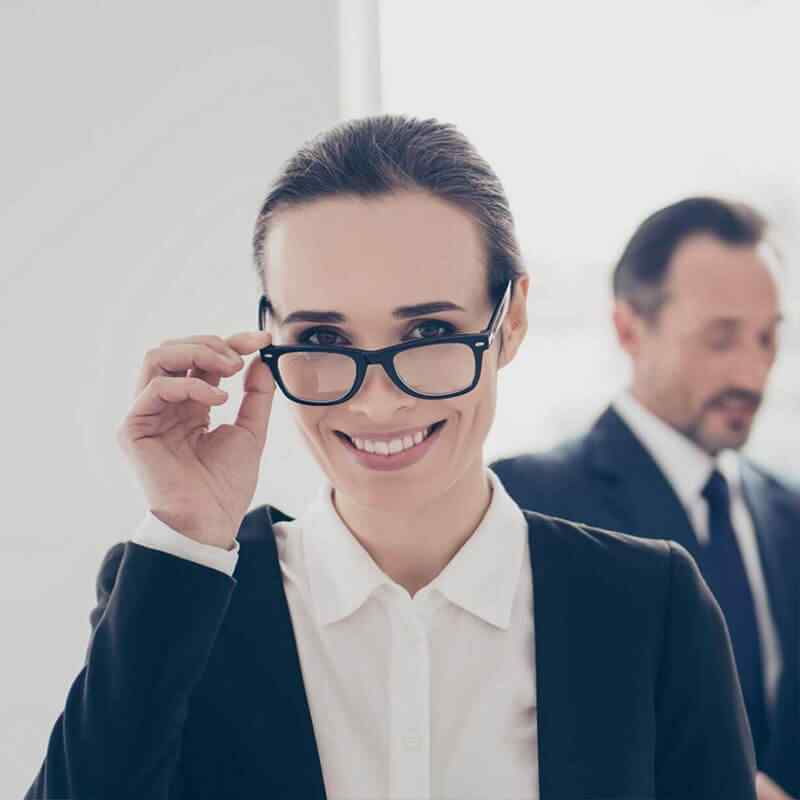 https://jrgagents.com/wp-content/uploads/2019/04/img-people-07.jpg